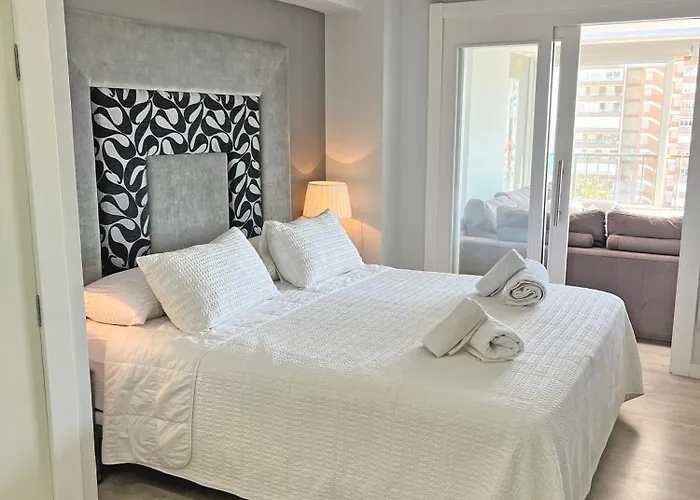 Apartamento Lujo En La Playa. Parking Gratis Alicante